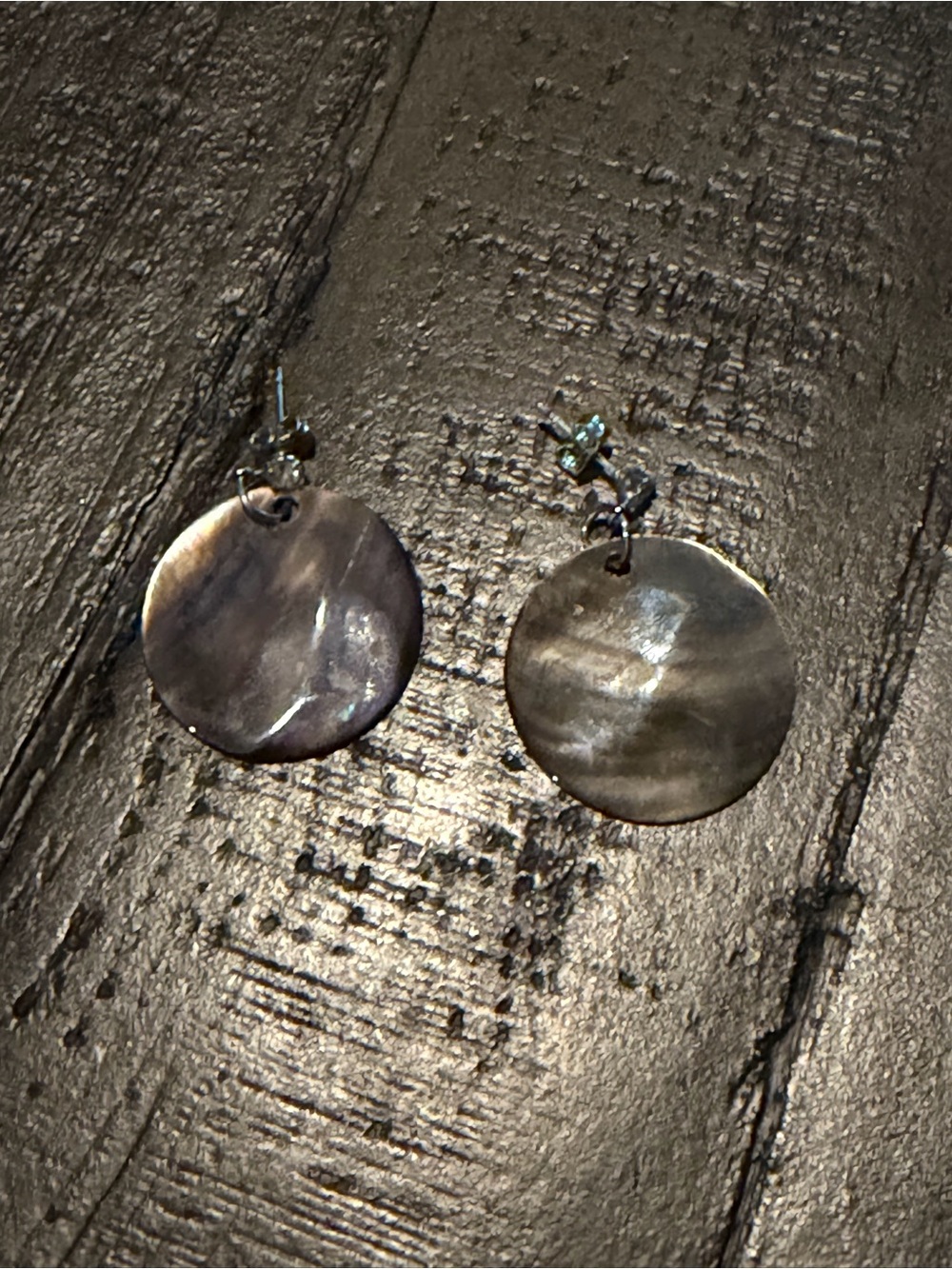 Women's Iridescent Gray Mother-of-Pearl Disc Drop Earrings